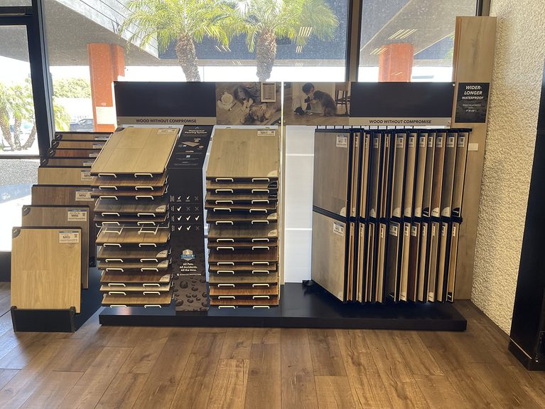 Flooring Display Racks: A Complete Guide for Wood & Laminate Showrooms