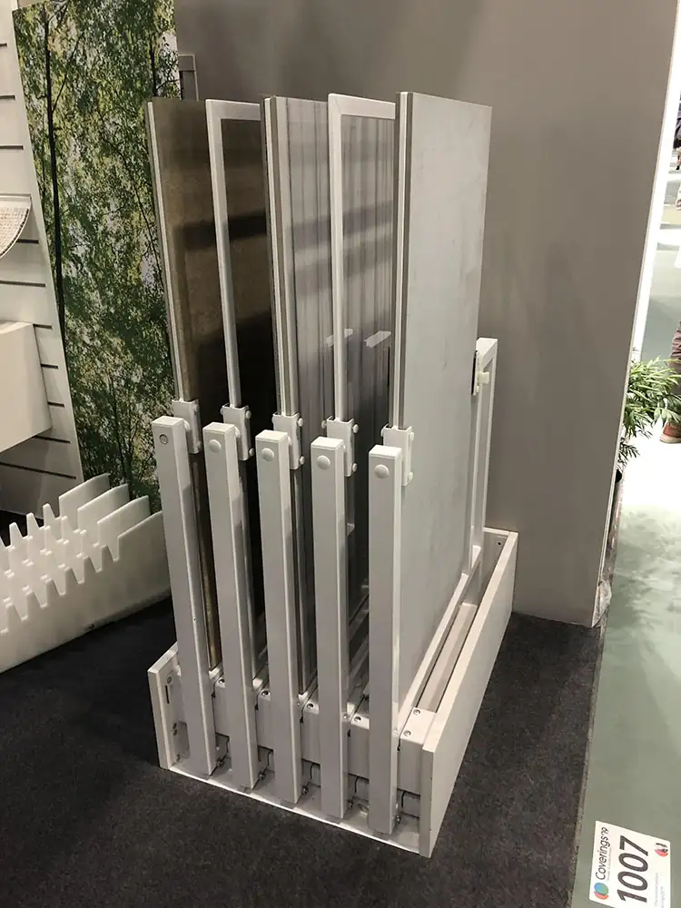 STAND